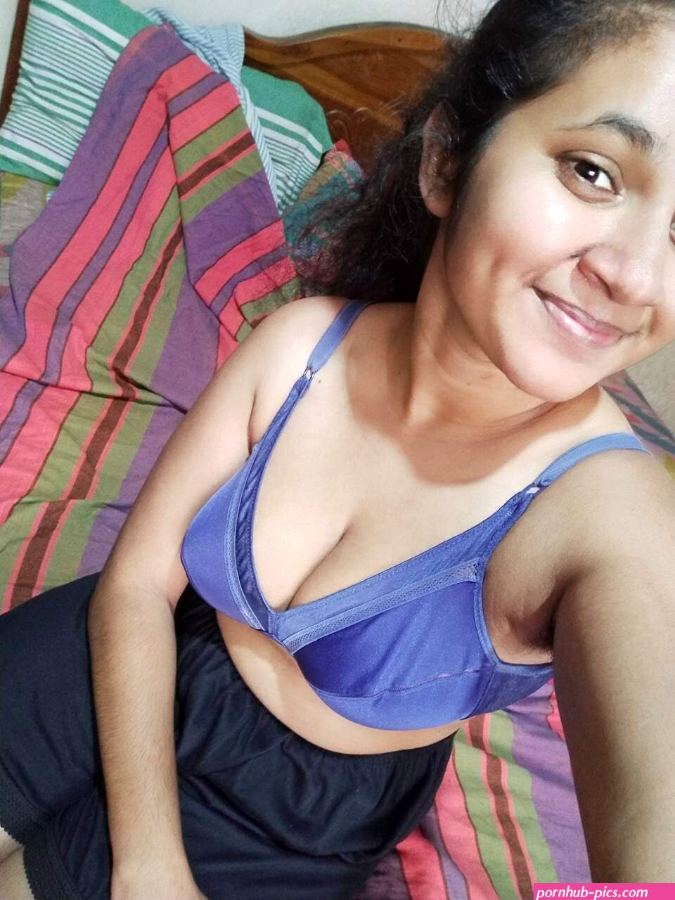 Sl Cute Beautiful Busty Girlfriend Big Boobs Show Selfie 10Pics Collection Zip