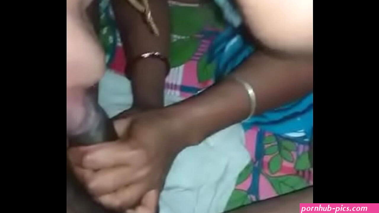 Tamilnadu teen beauty sucks
