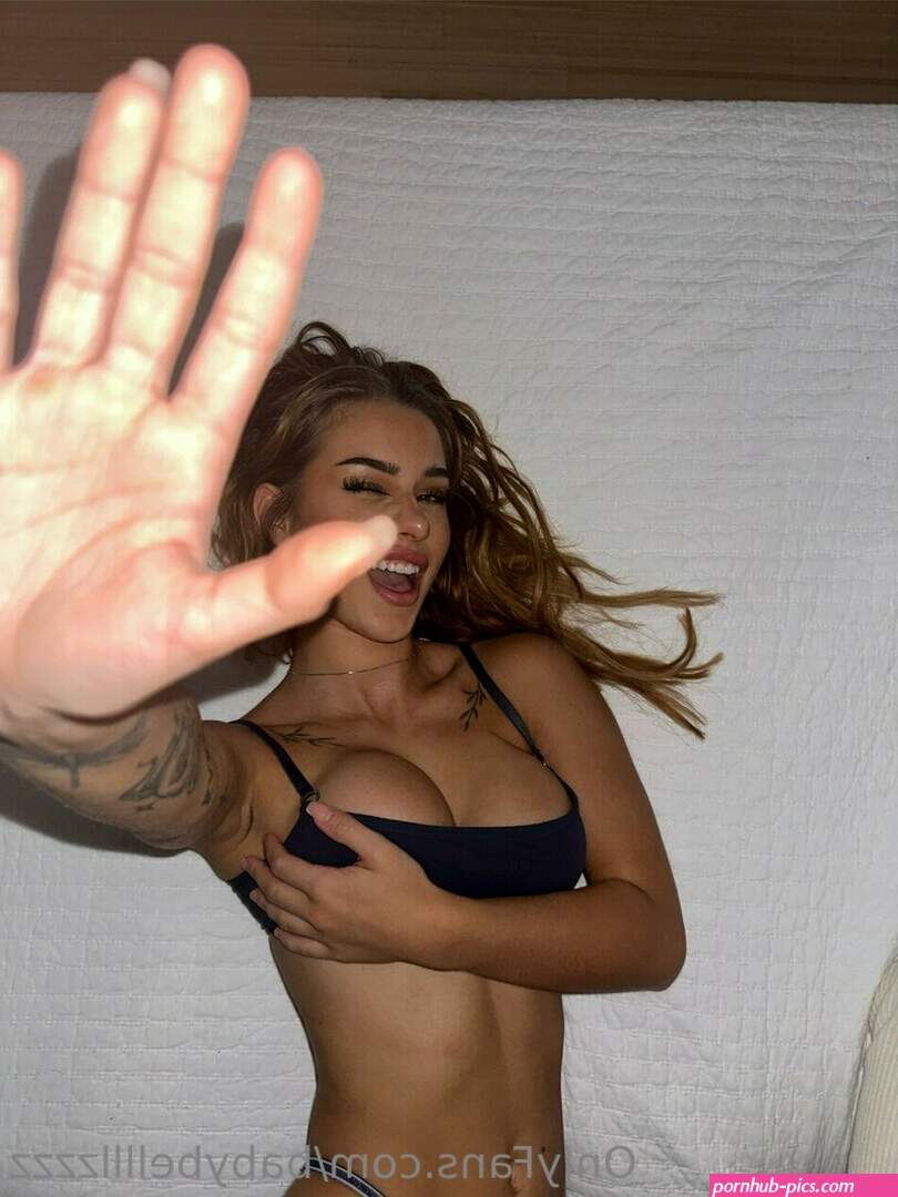 Isabella Urbzz Nude OnlyFans Leaked