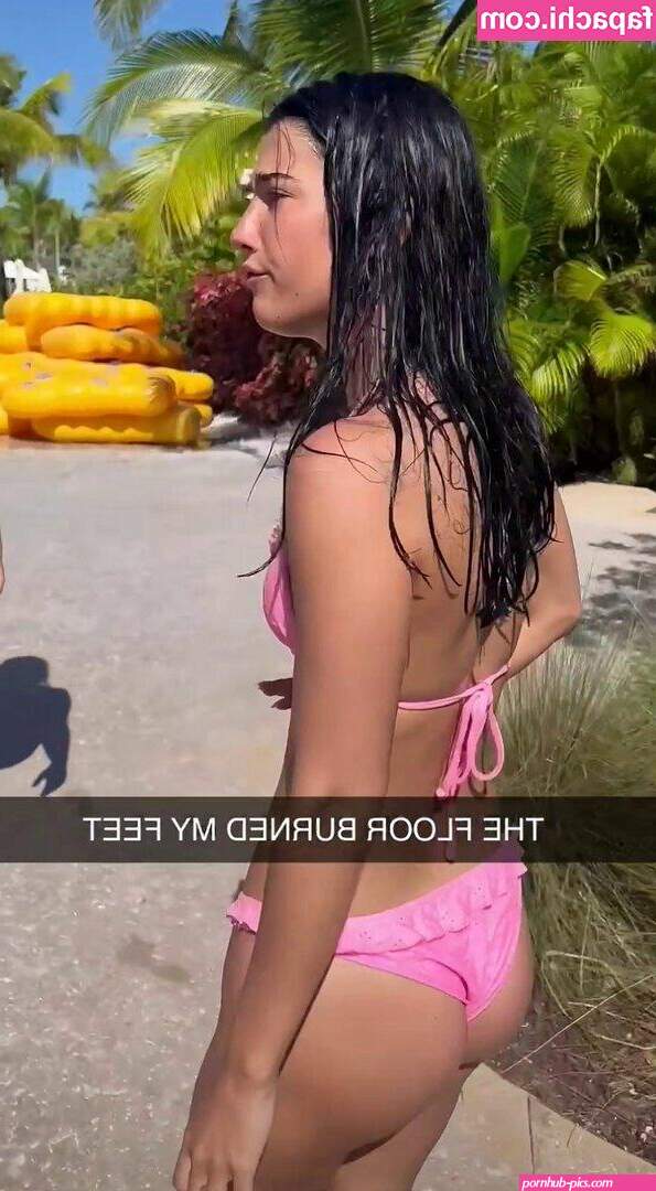 Charli DAmelio Charli Damelio charlidamelio charliesdamelio leaked nude from OnlyFansPatreon