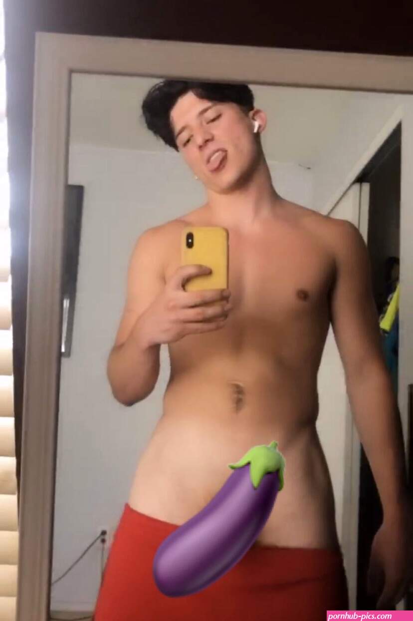felicks on X: reply with STREAM HEY BOY 3 times for leaked pics from
