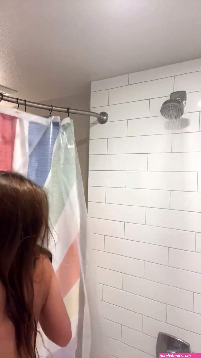 Crazyjamjam fully nude taking a shower leaked video