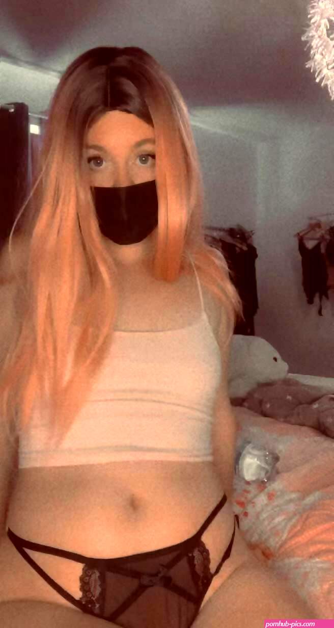 wanna play RN?- check out my free Onlyfans free Link in commentsavailable RN