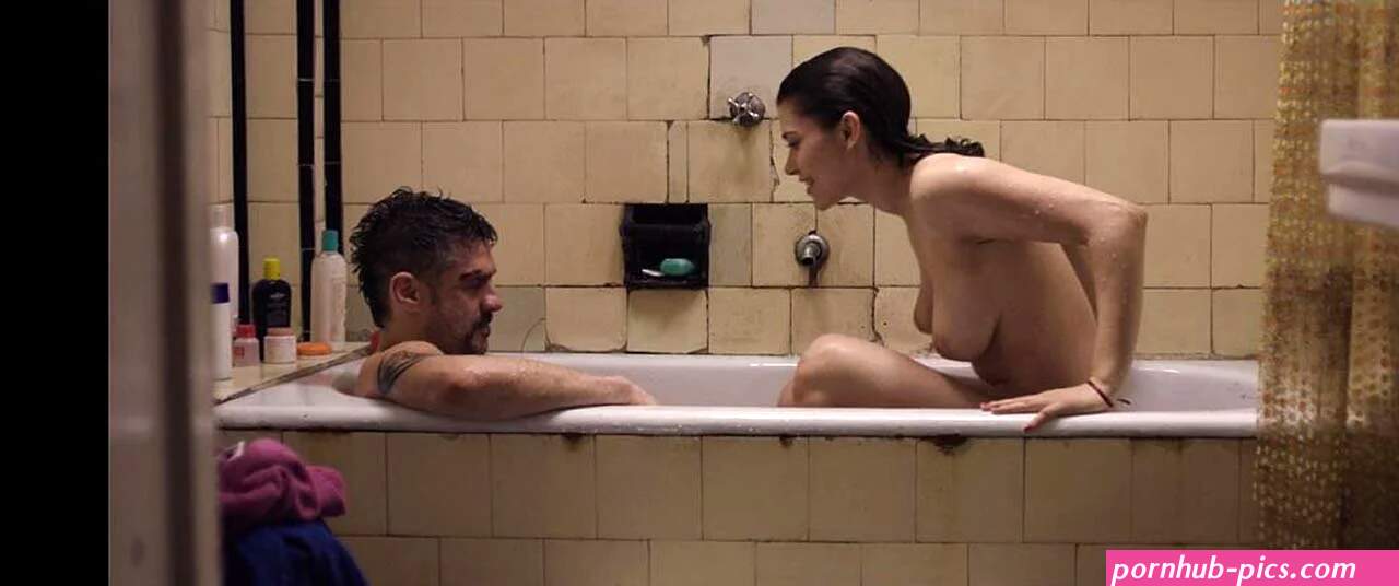 Eva De Dominici Nude Showering Sex Compilation from Sangre en la boca