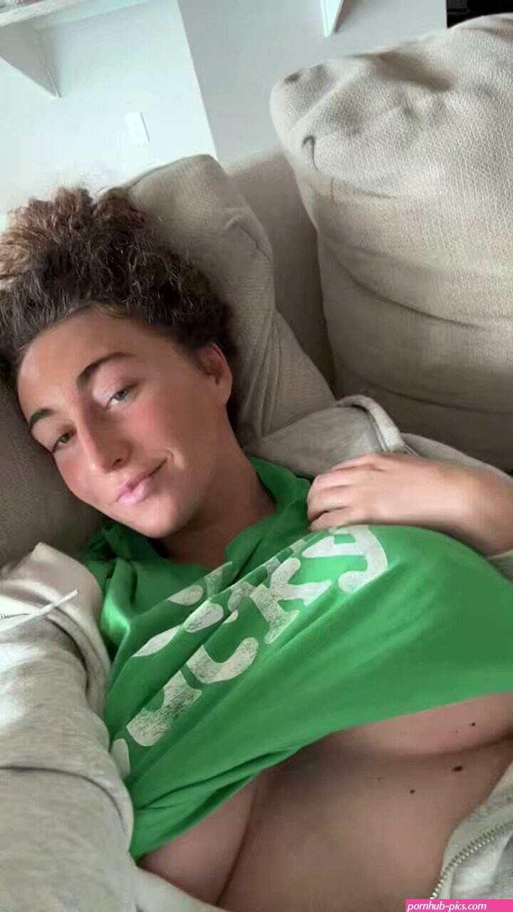 Karlye Taylor on X: All she tryna do is get naked