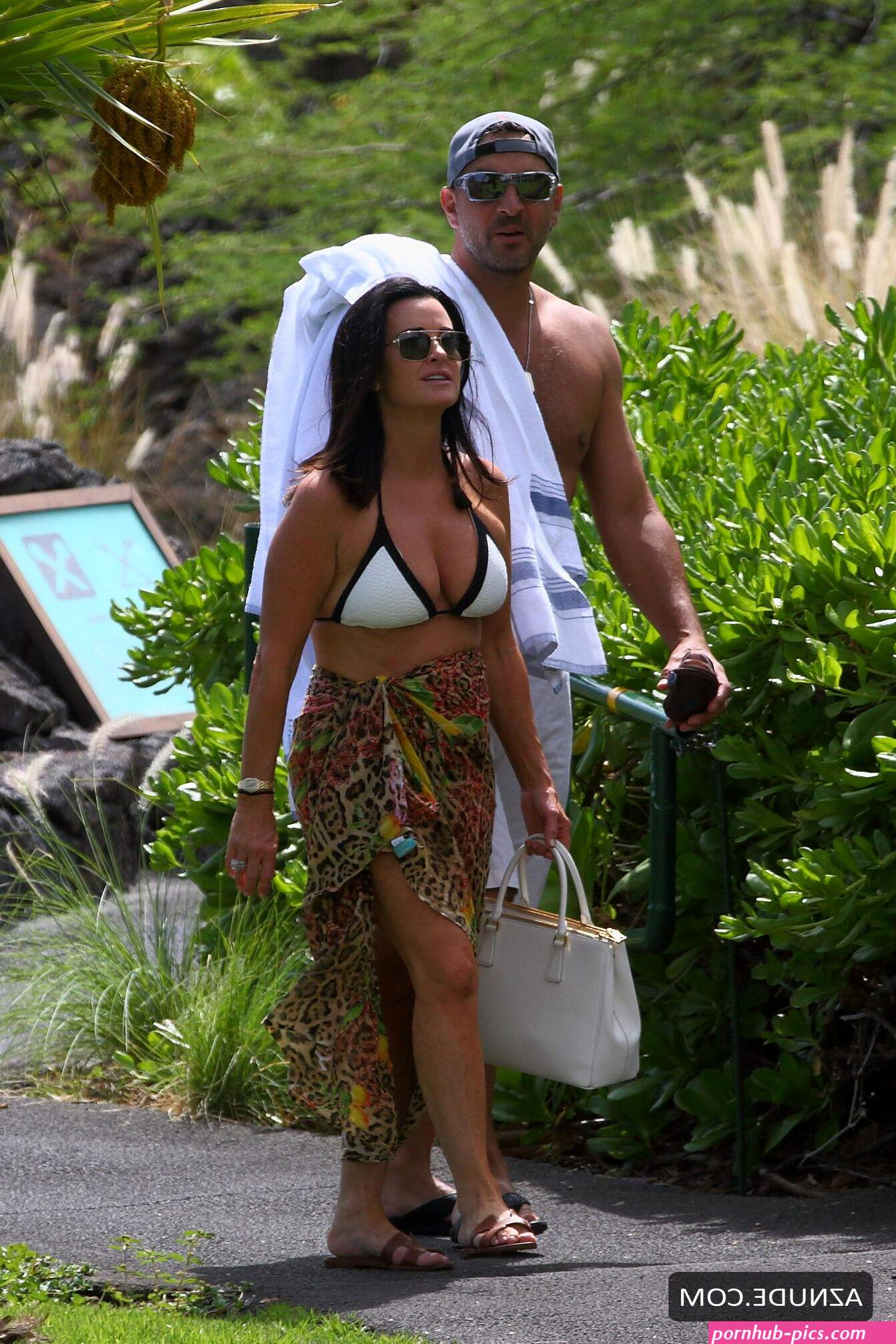 KYLE RICHARDS Nude