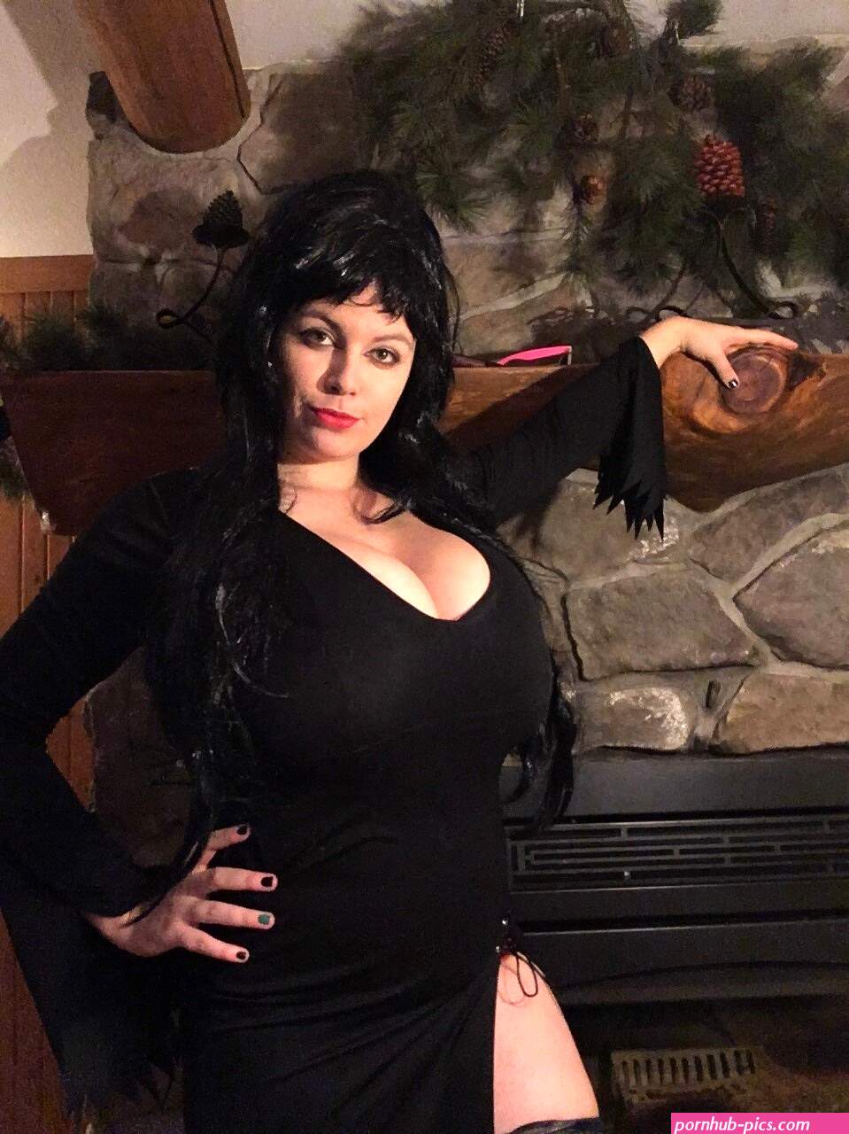 Lovely Lilith Goth Style Curves