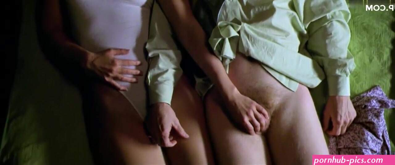 Maria Bello in The Cooler 2003 Porn Video
