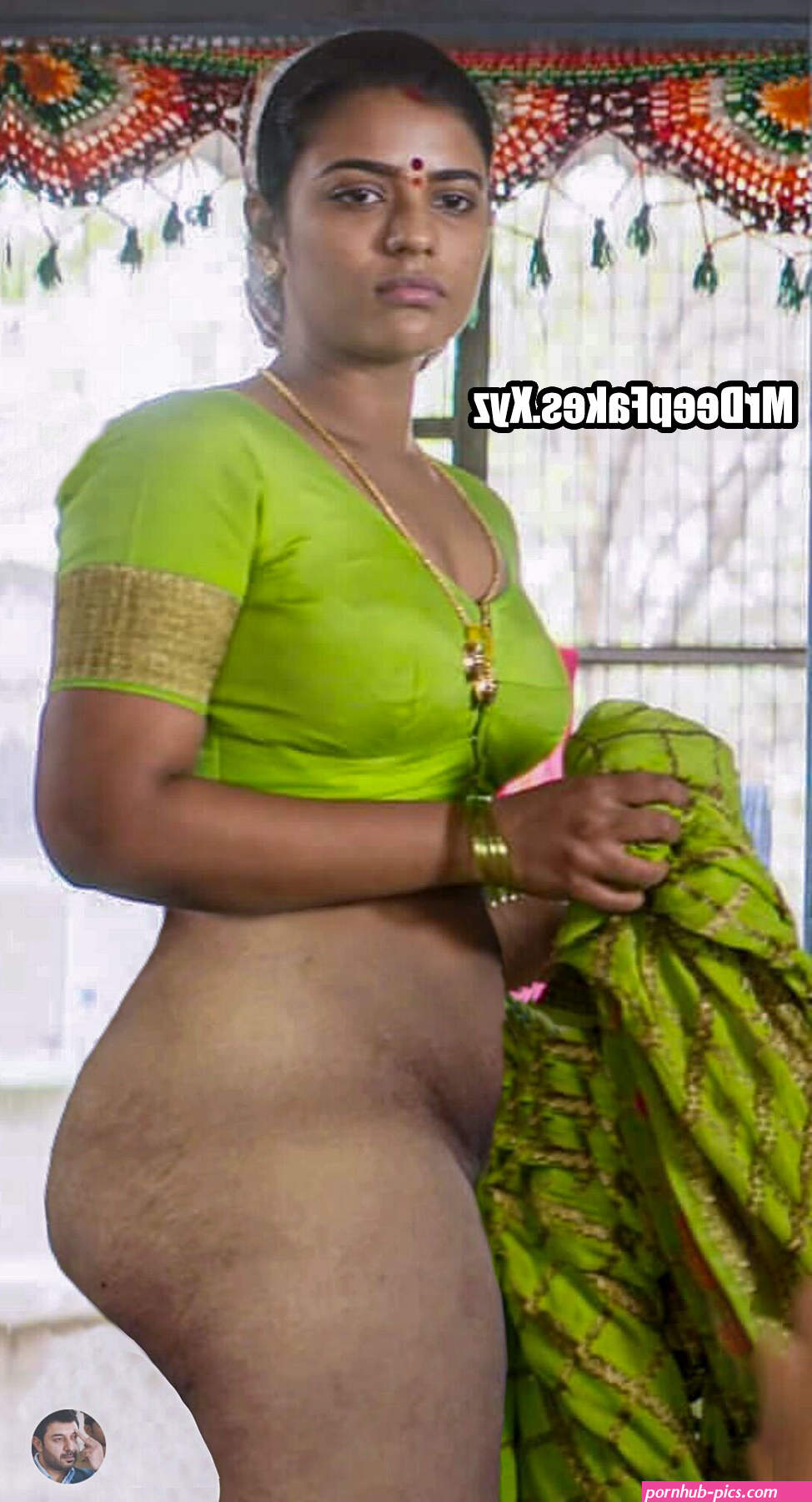 Aishwarya Rajesh sexy blouse without Saree nude ass photo