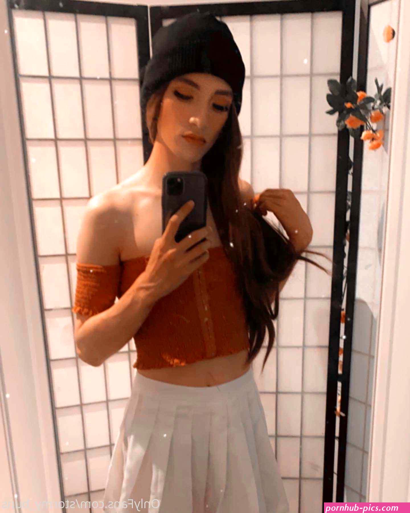 Stormybuns Nude OnlyFans Leaks