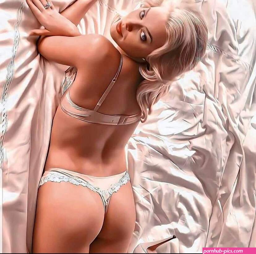 Sluts and Guts on X: Margot Robbie curves