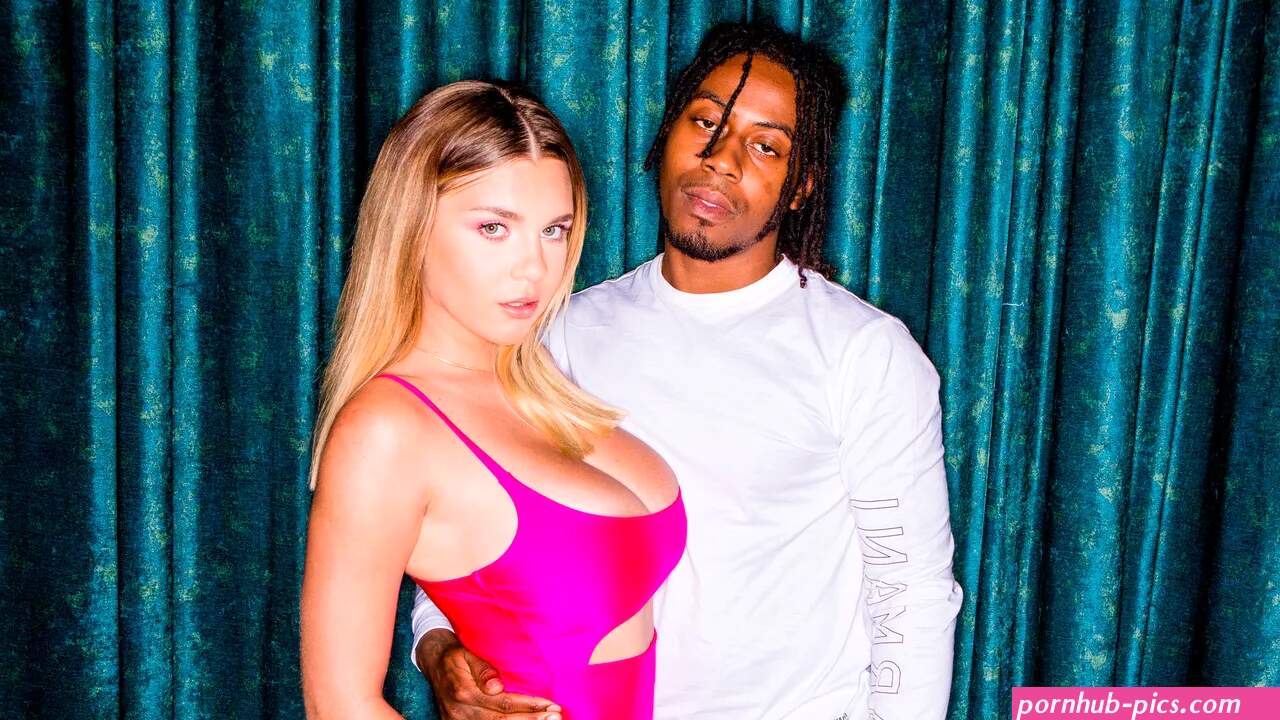 HD video Handjob smut with magnetic Gabbie Carter from Blacked Raw