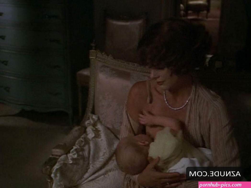 KATHARINE ROSS Nude
