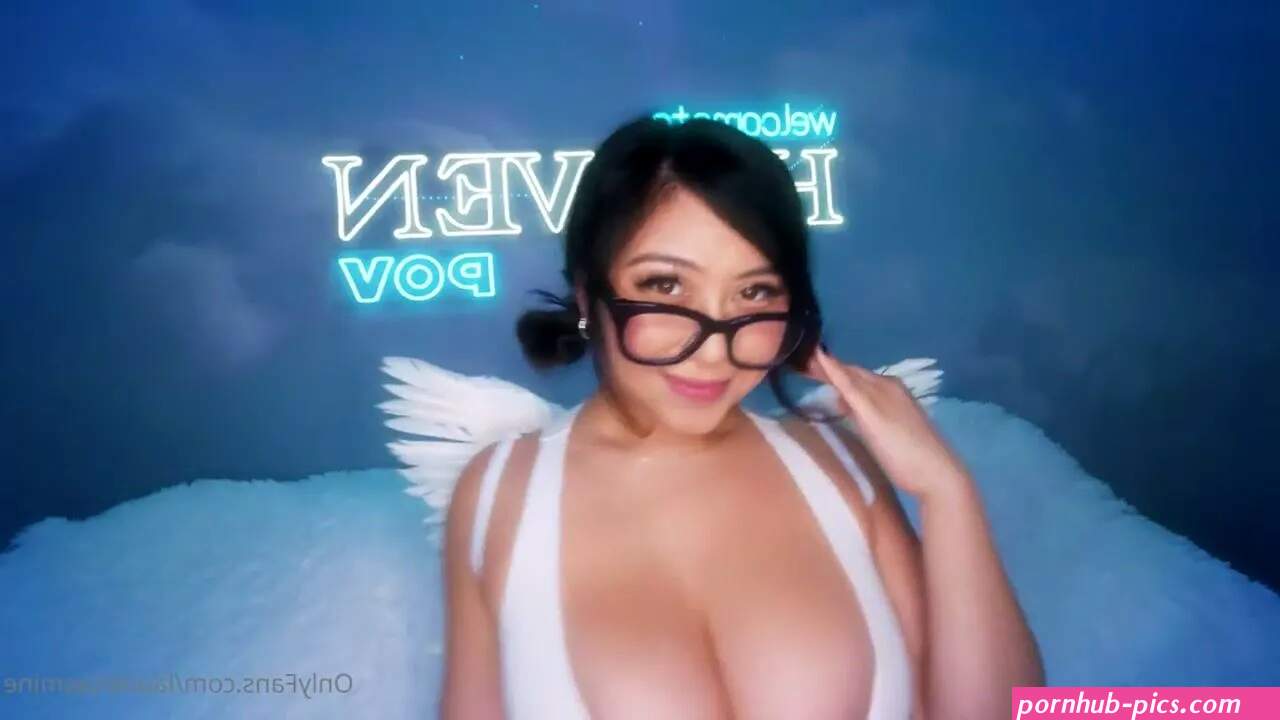 Laurenjasmine Big Titty Babe Tease With A Big Cock Onlyfans Video