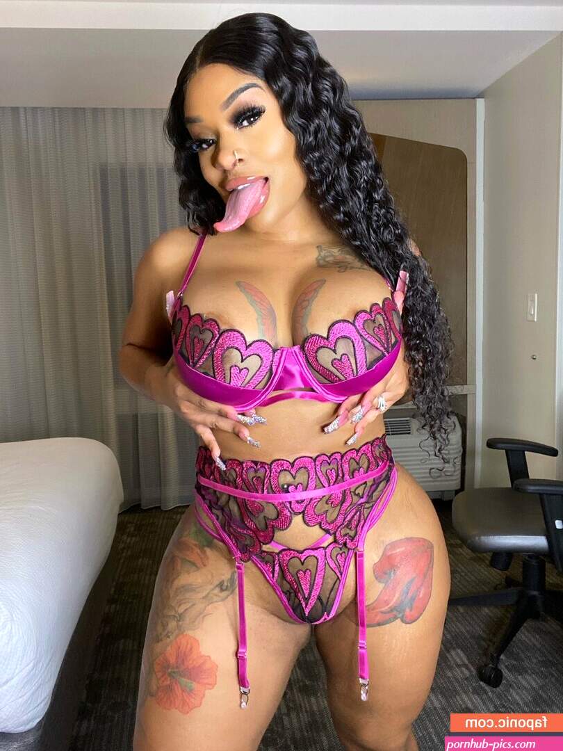Kakey aka Lickmykakez Nude Leaks OnlyFans