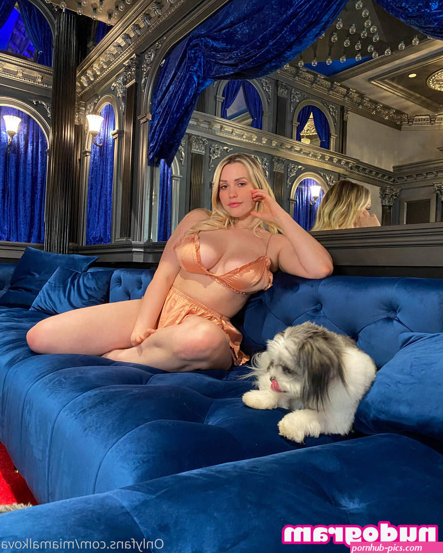 miamalkova Nude Leaks OnlyFans