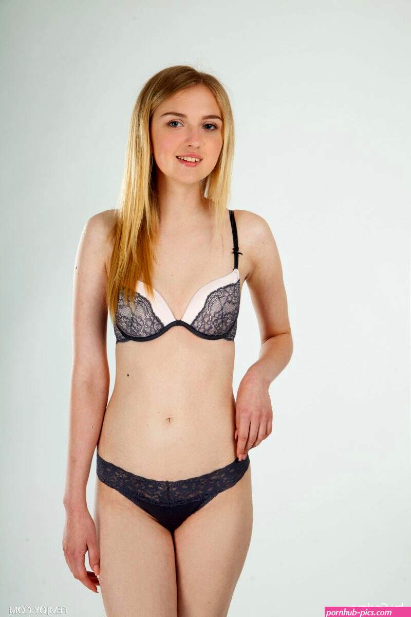 Nimfa Nude in Premiere at Femjoy Hunter