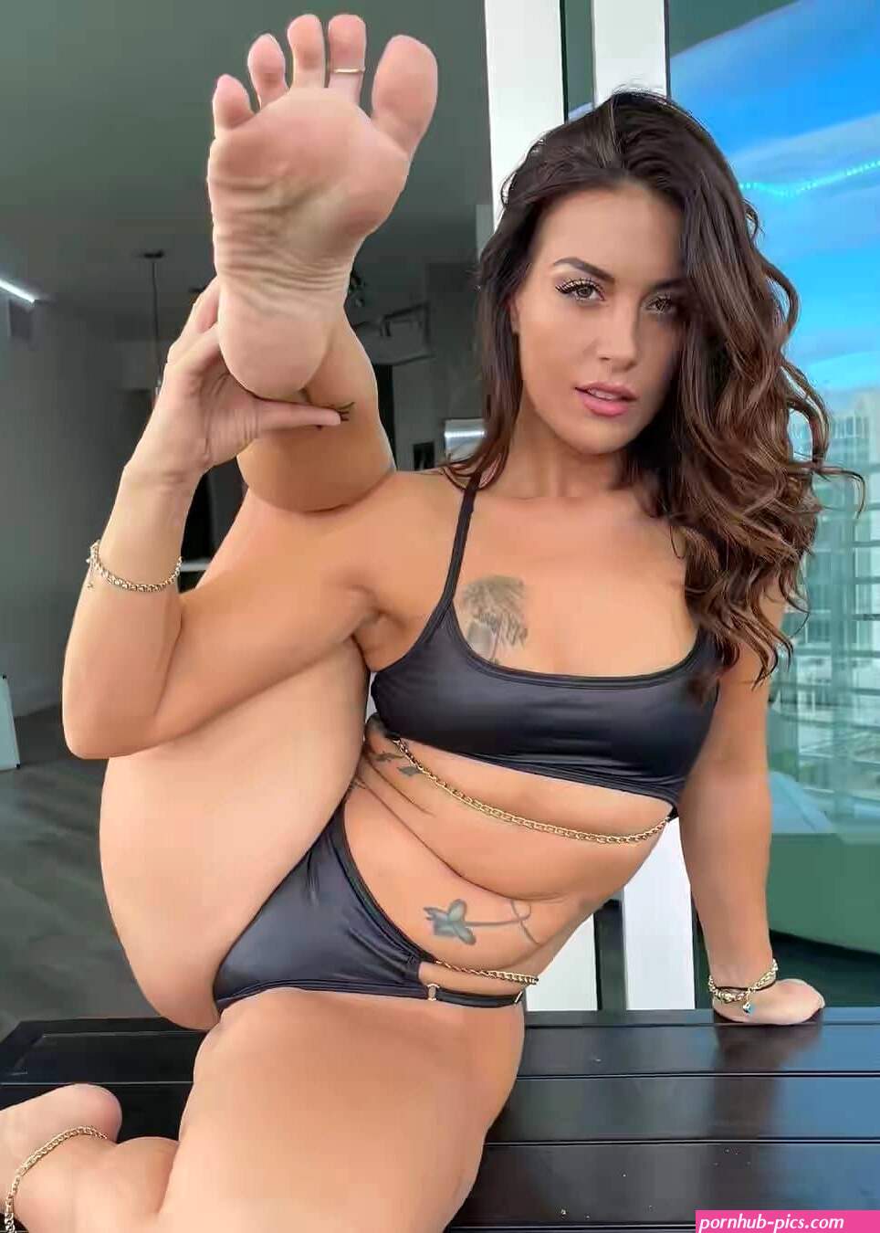 Victoria Banxxx