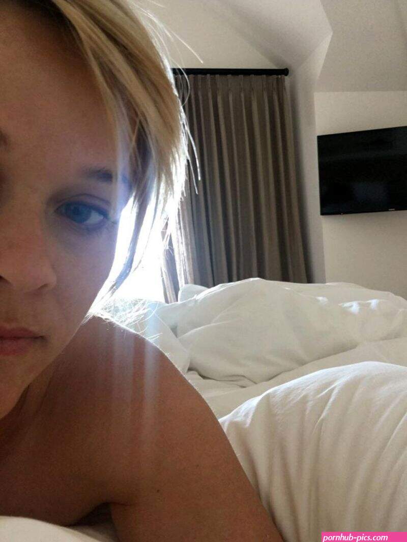Reese Witherspoon Nude Photo and Video Collection