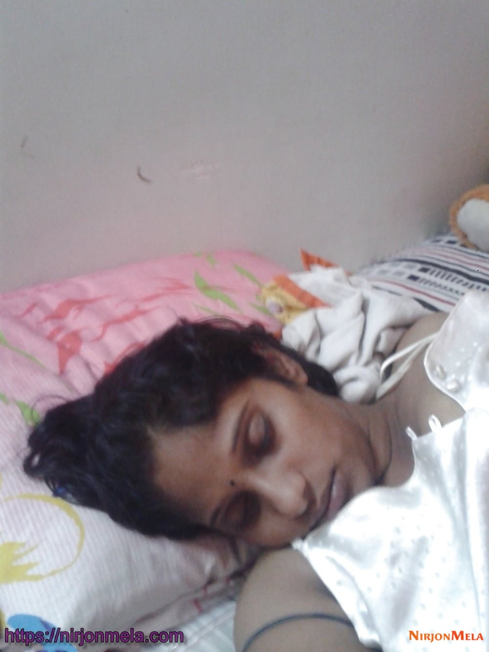 Juicy Indian Aunty Sleeping Naked Big Boobs Exposed