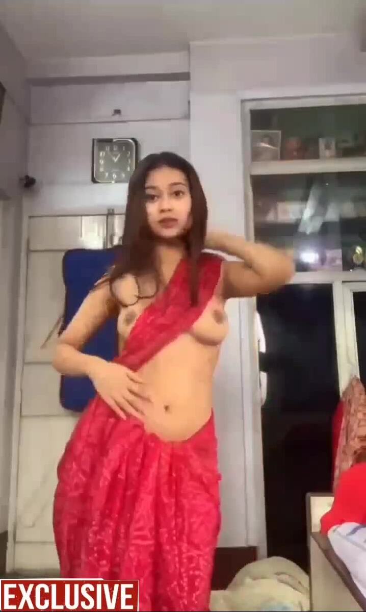 Hot Bhabhi Meme Red Saree Cute Cam Girl Masturbating viral video 3 of 3