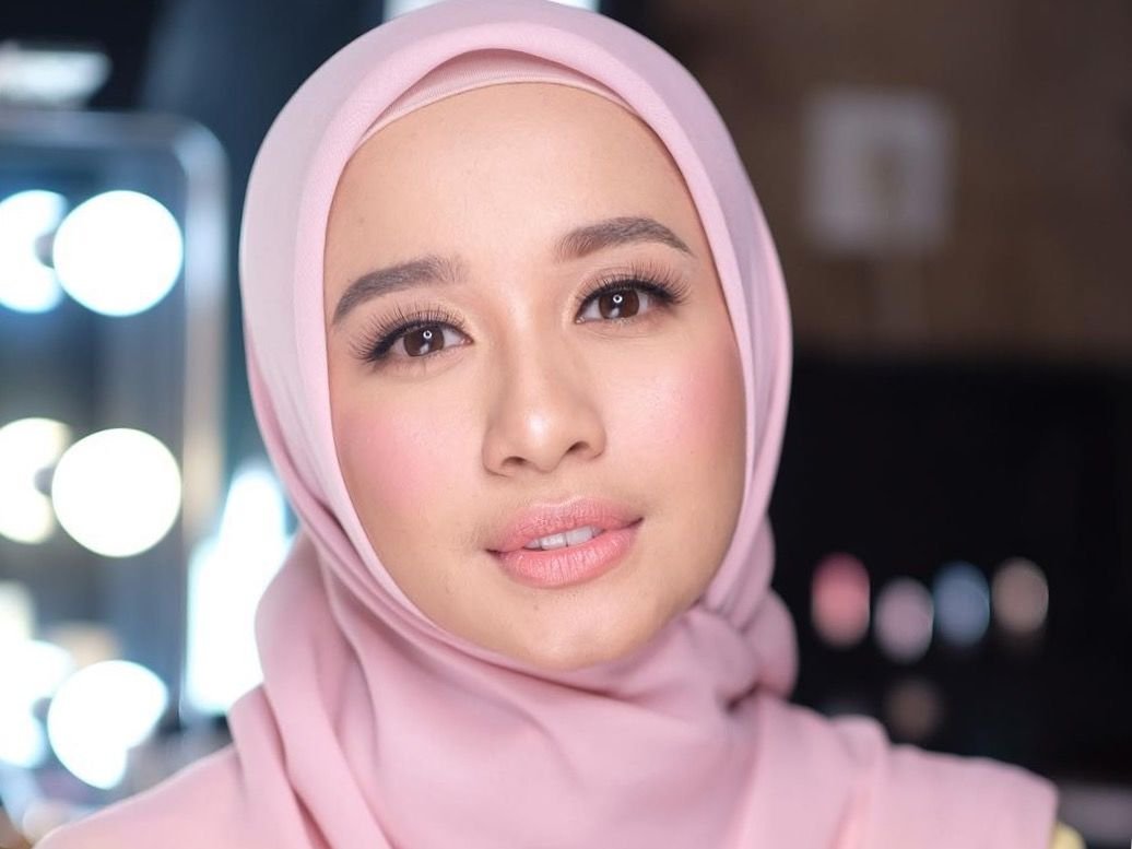 Jilbab Topless