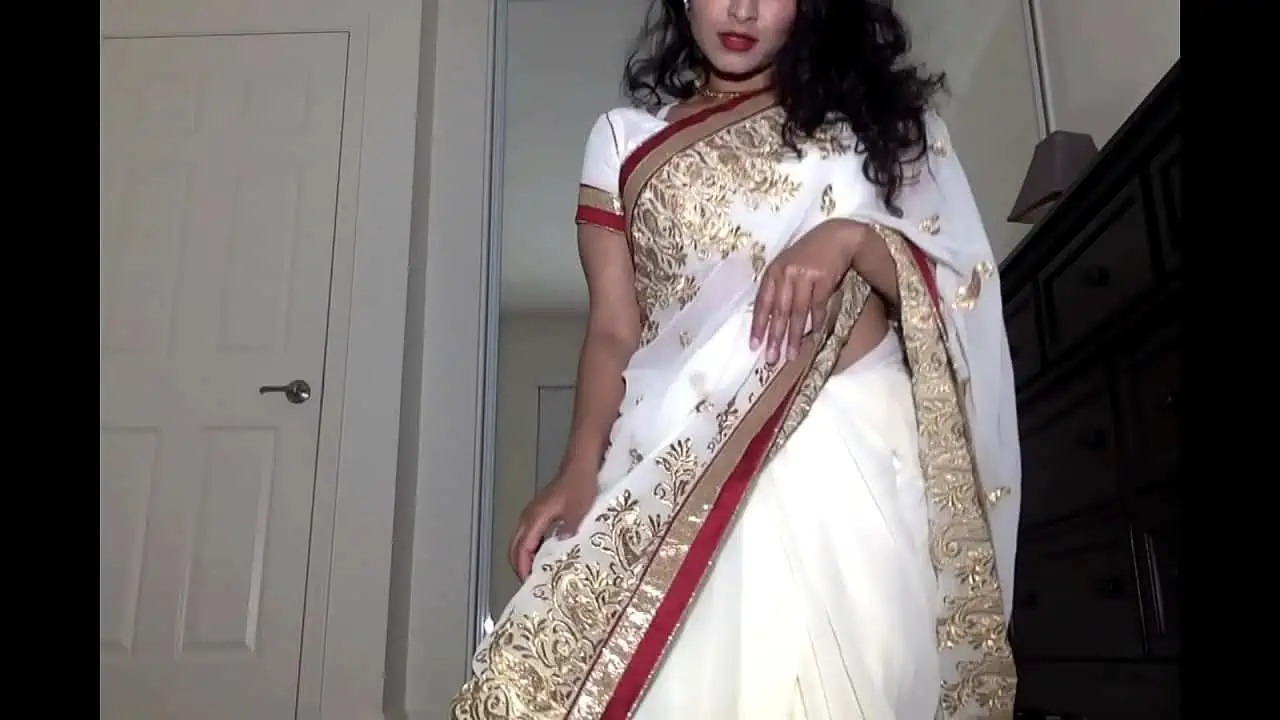BF Desi Dhabi in Saree getting Naked and Plays with Hairy Pussy HD HD XXX Video