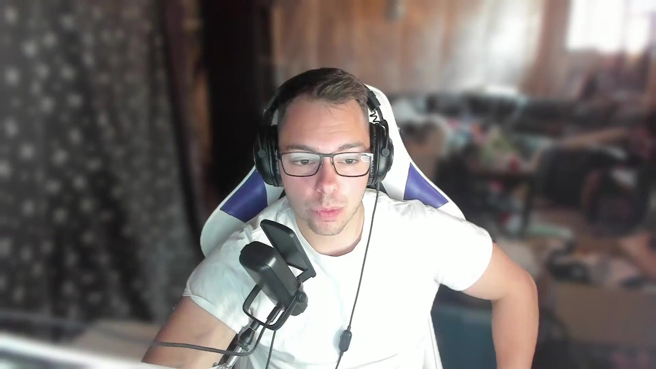 Midget Airikaca Onlyfans Review! Dwarf Airikacal OF Review!