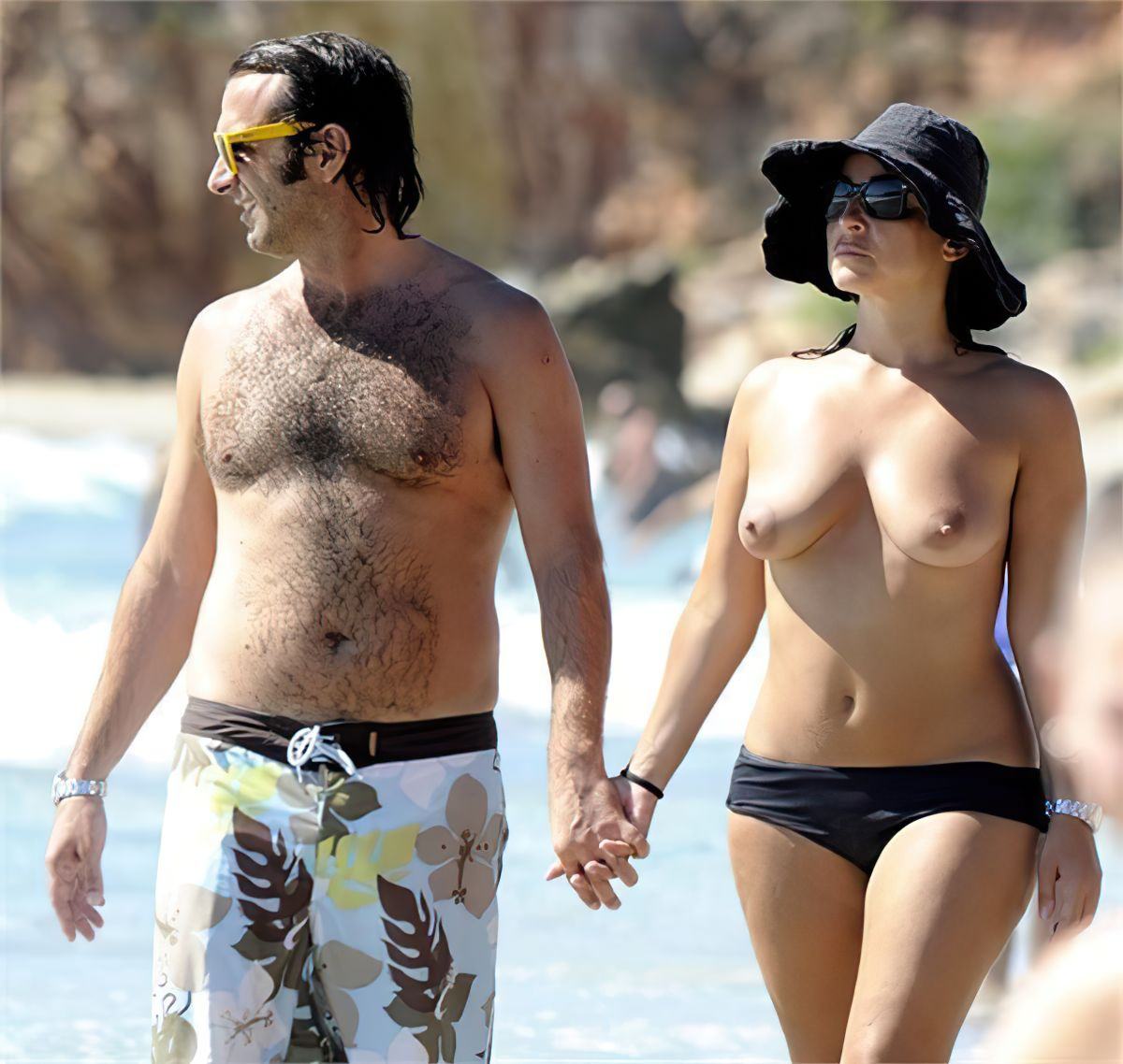 Camila Raznovich Nude Pussy And Tits On A Beach