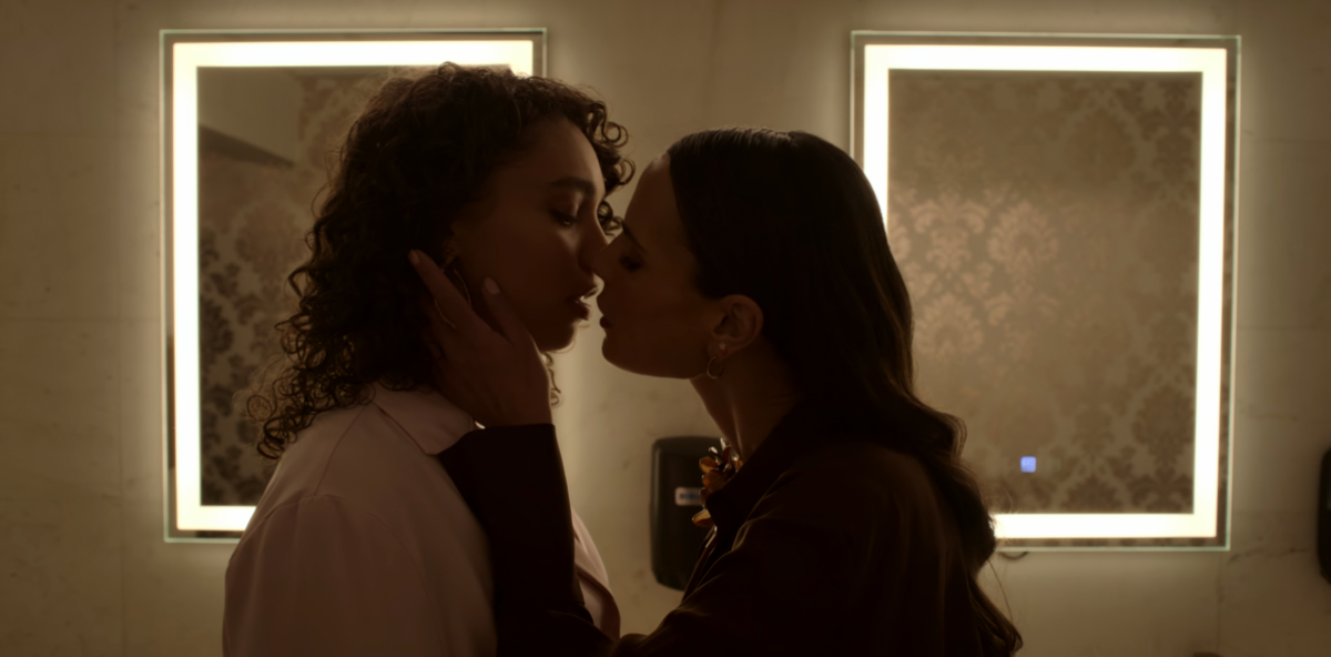 What Makes a Sexy Lesbian Screenshot