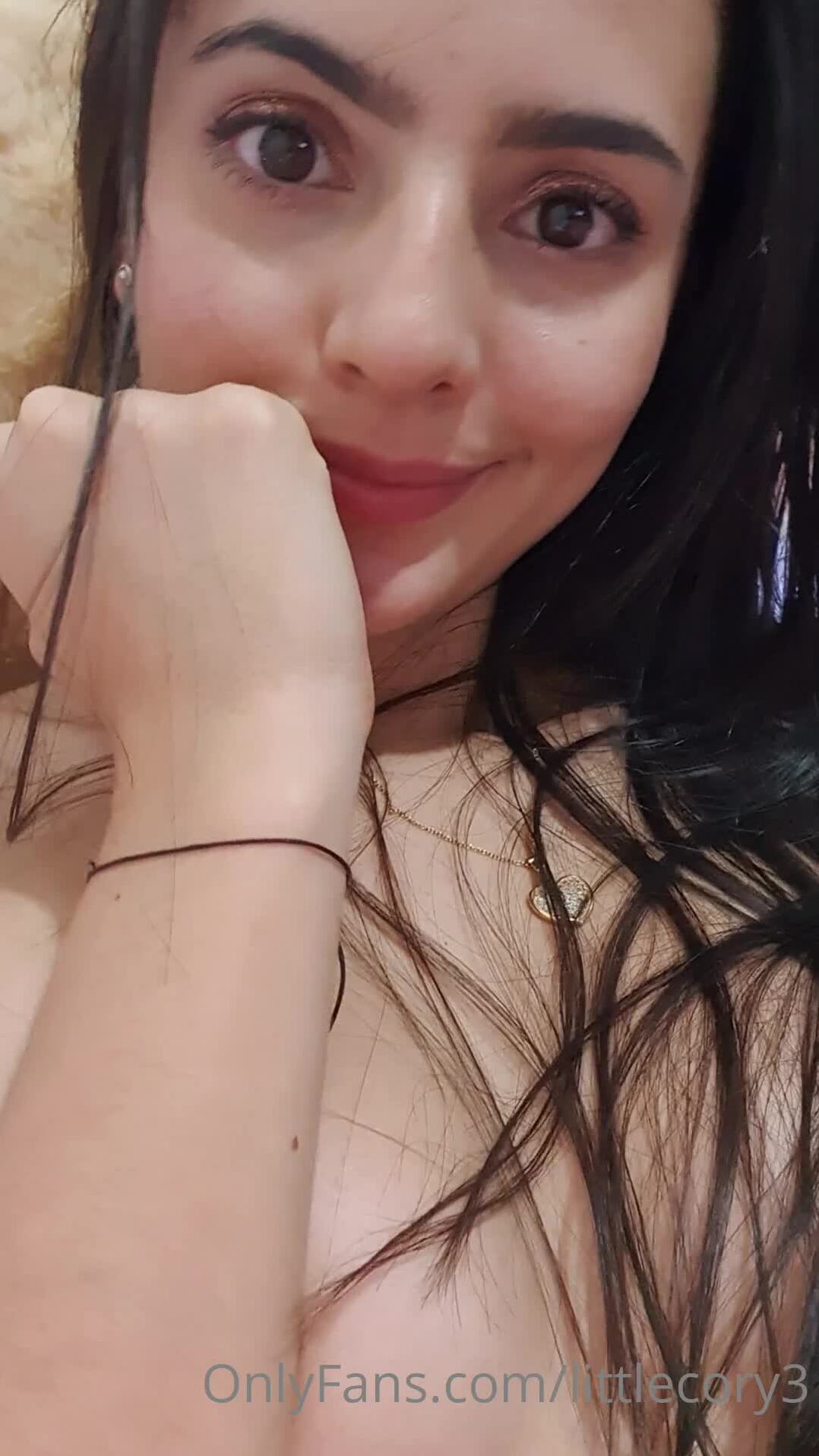 LittleCory3 Onlyfans Premium Leaked Video Beautiful Babe Showing Her Boobs And Nipples