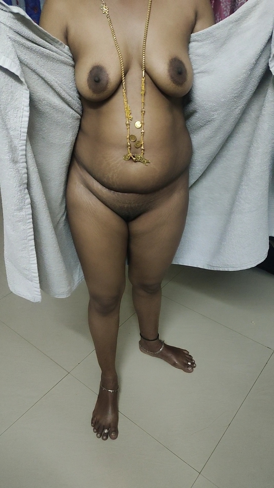 Tamil nude wife 1 pictures
