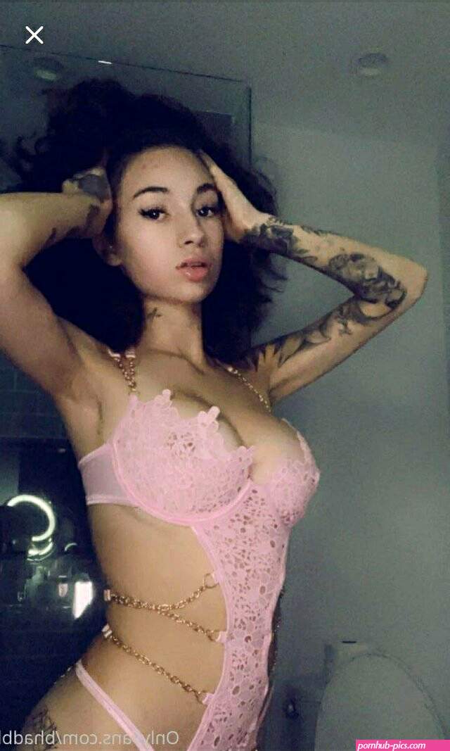 0153 Bhad Bhabie Topless Handbra Onlyfans Set Leaked Ms