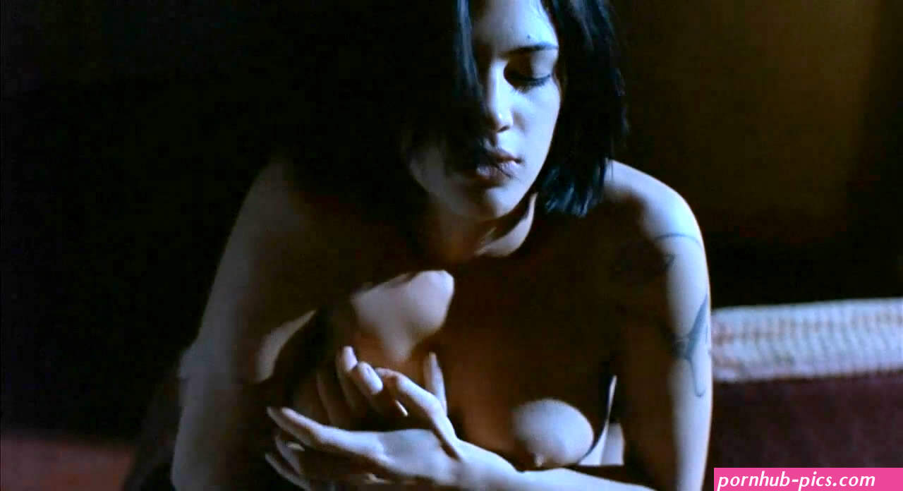Asia Argento nude pics page
