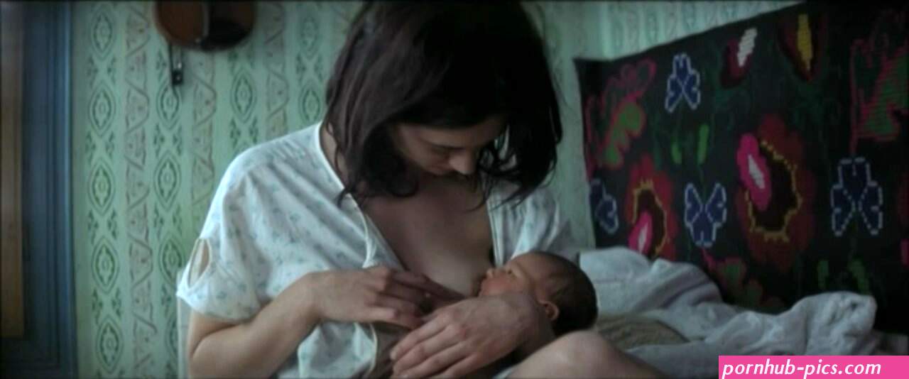 Nude video celebs Actress Asia Argento