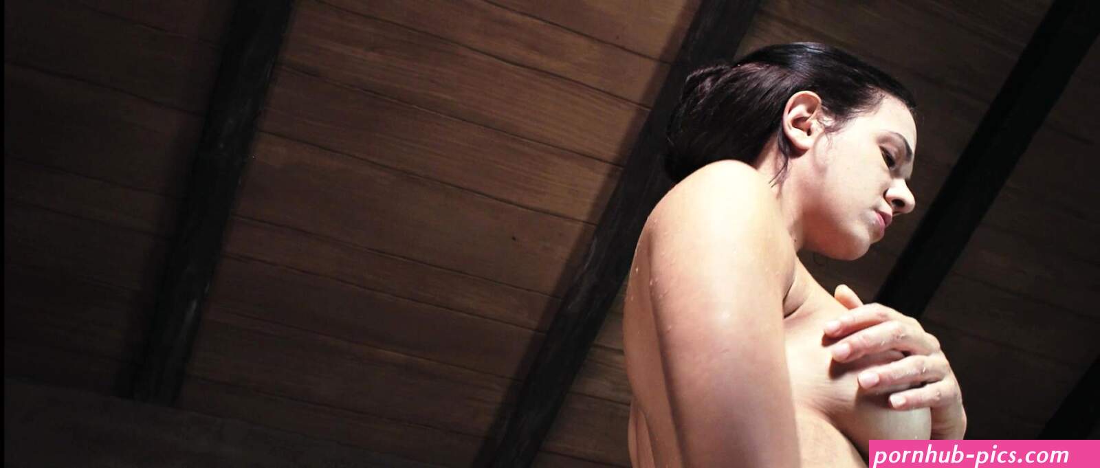 Asia Argento nude