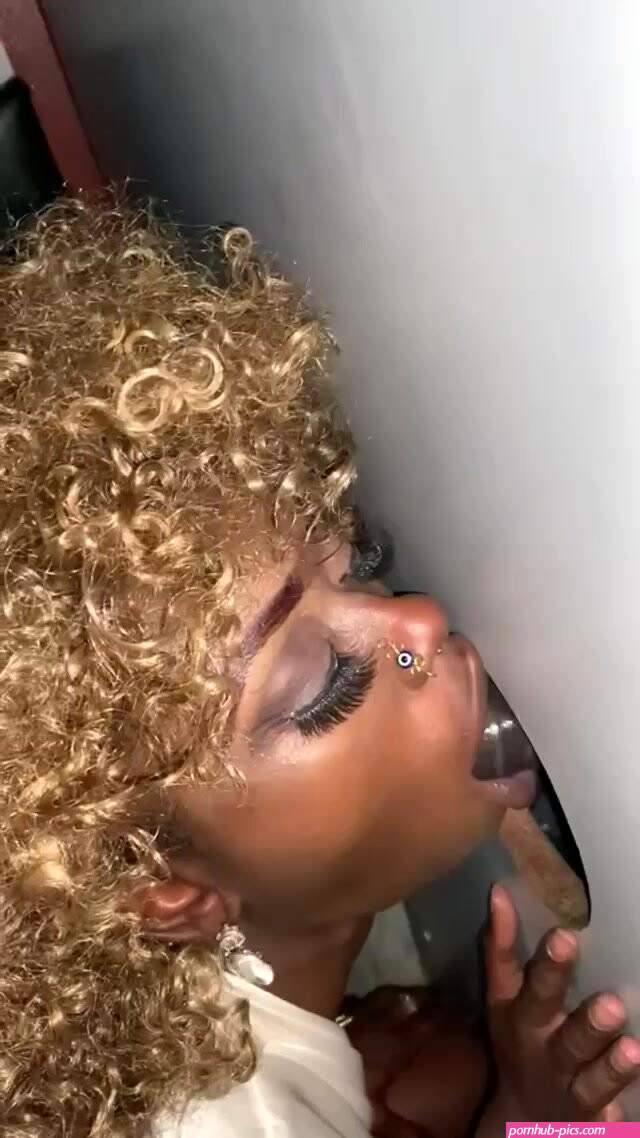 Ebony gloryhole