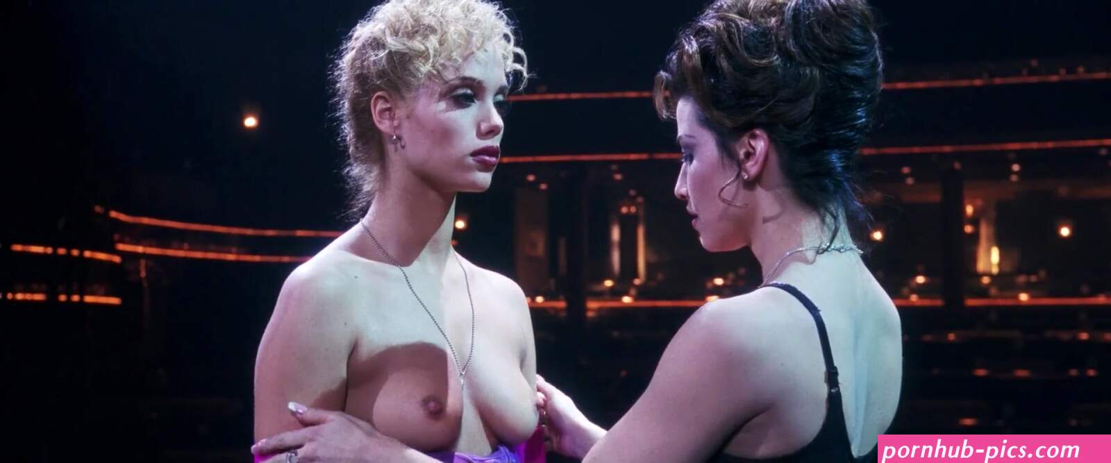 Elizabeth Berkley nude