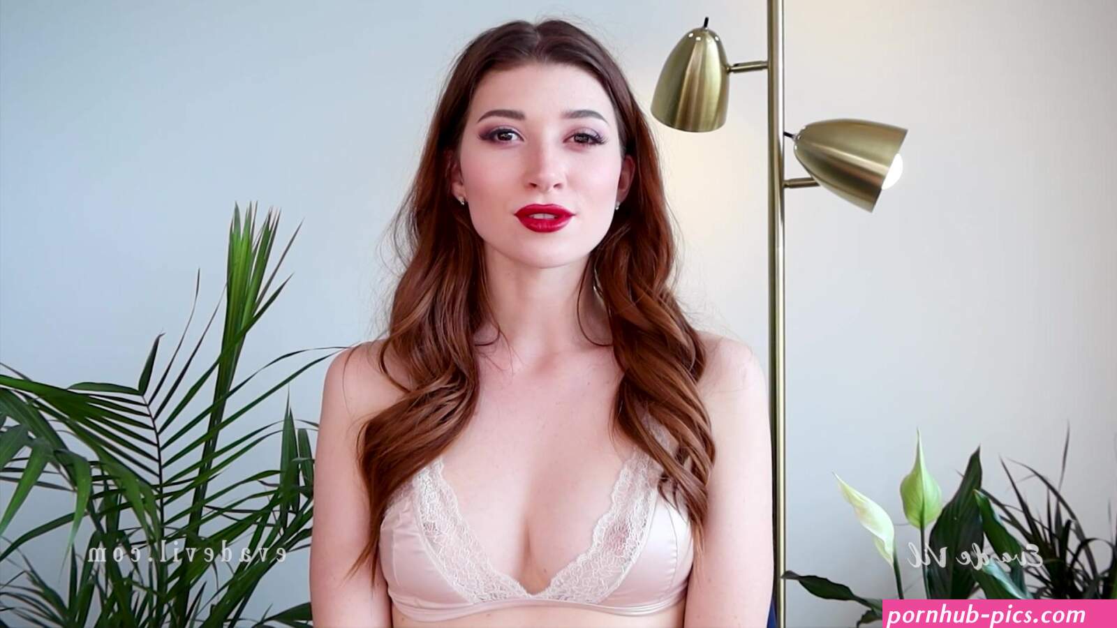 Eva De Vil
