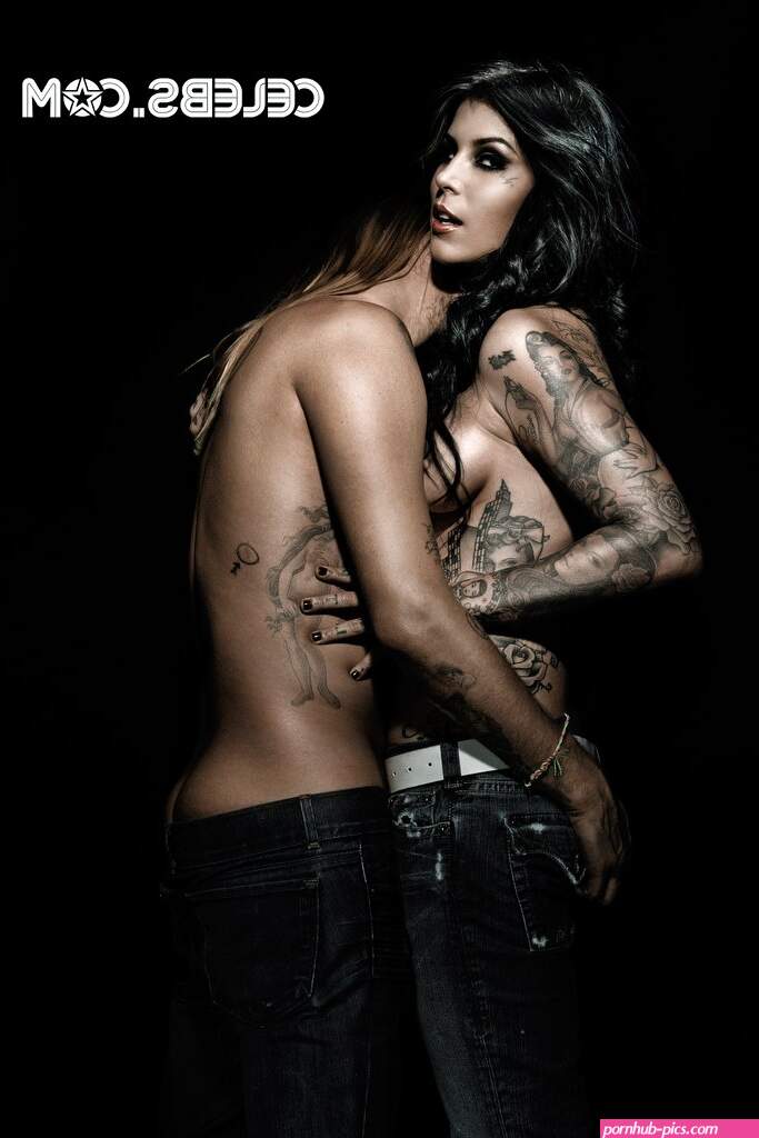Naked Kat Von D. Added 07192016 by jyvvincent ANCENSORED