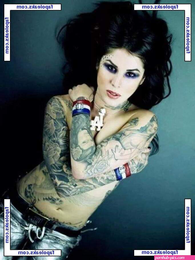 Kat Von D leaked nude