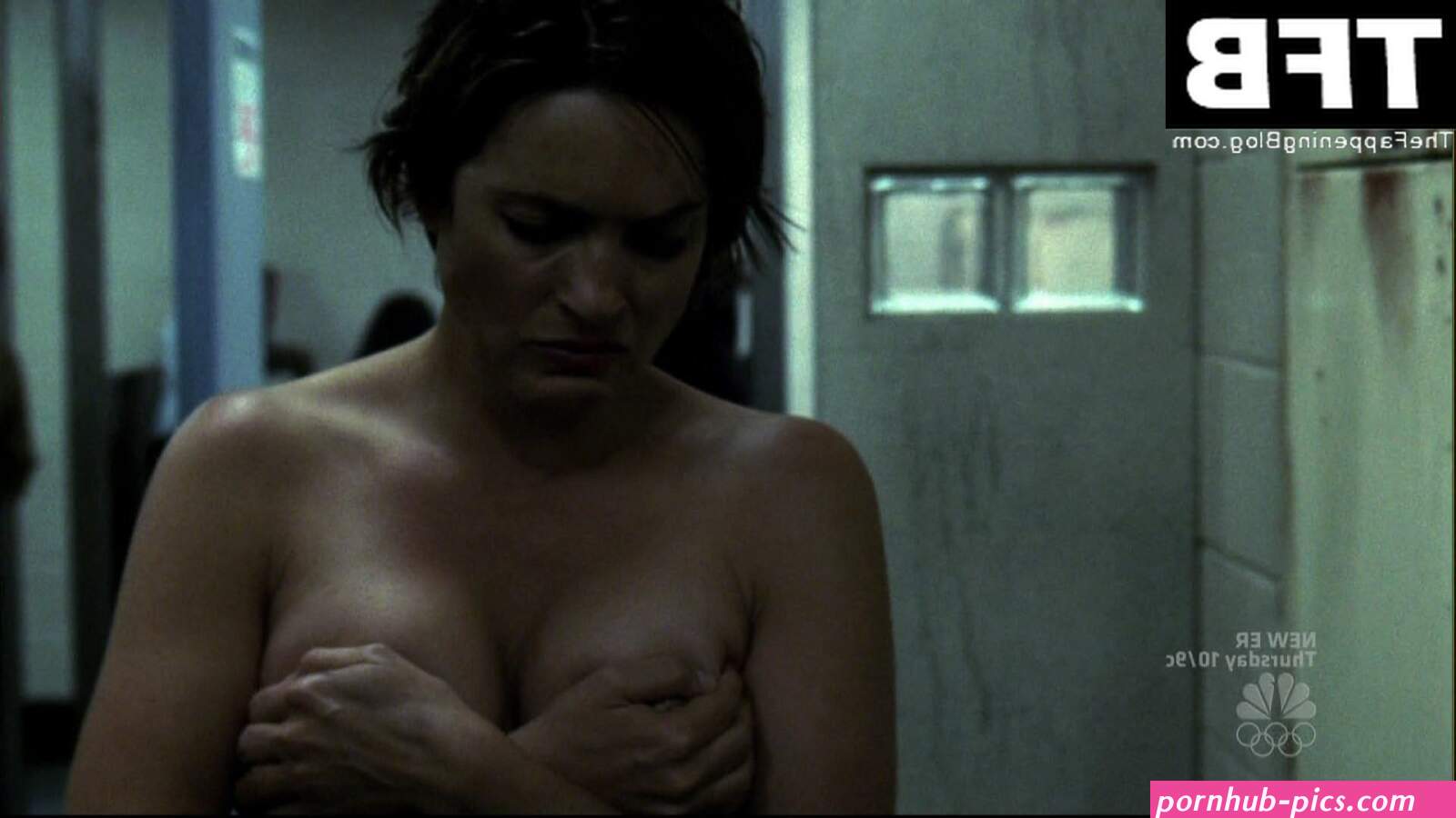 Mariska Hargitay Sexy Topless Collection