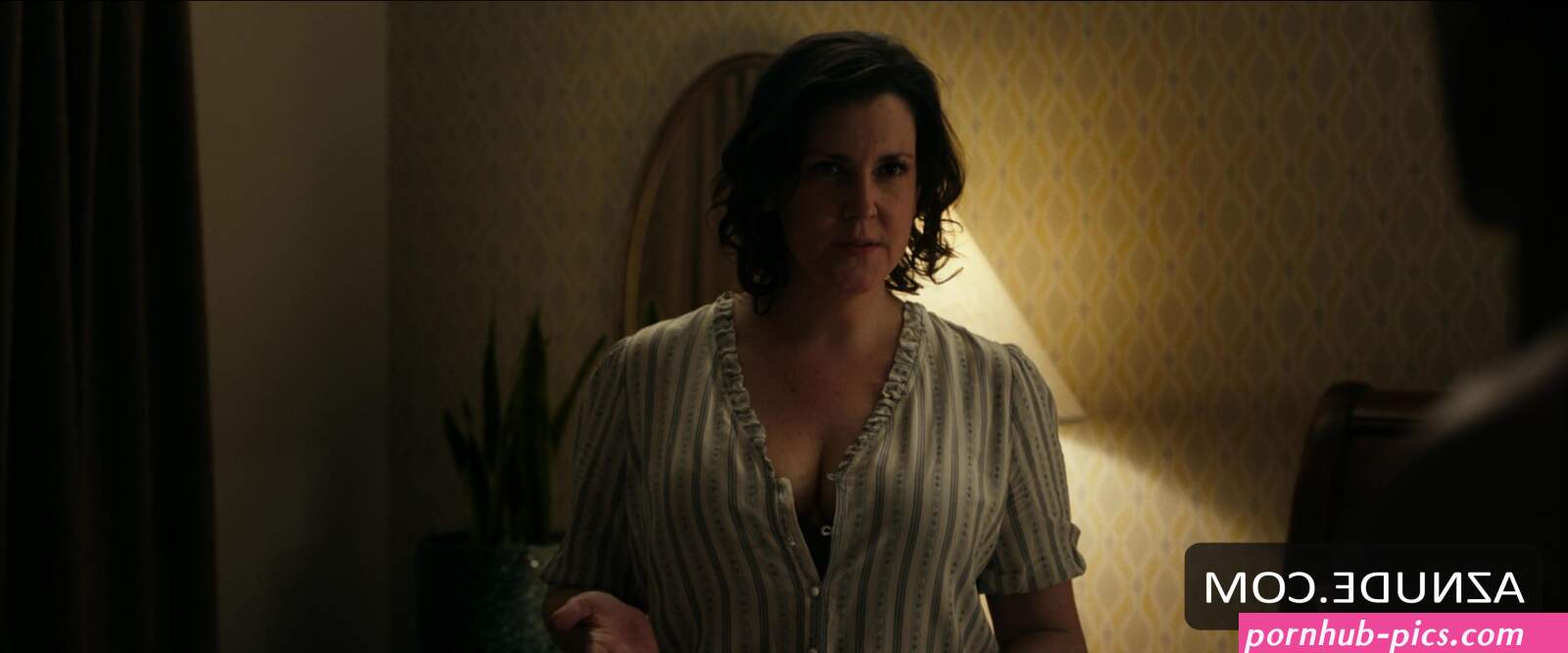 MELANIE LYNSKEY Nude