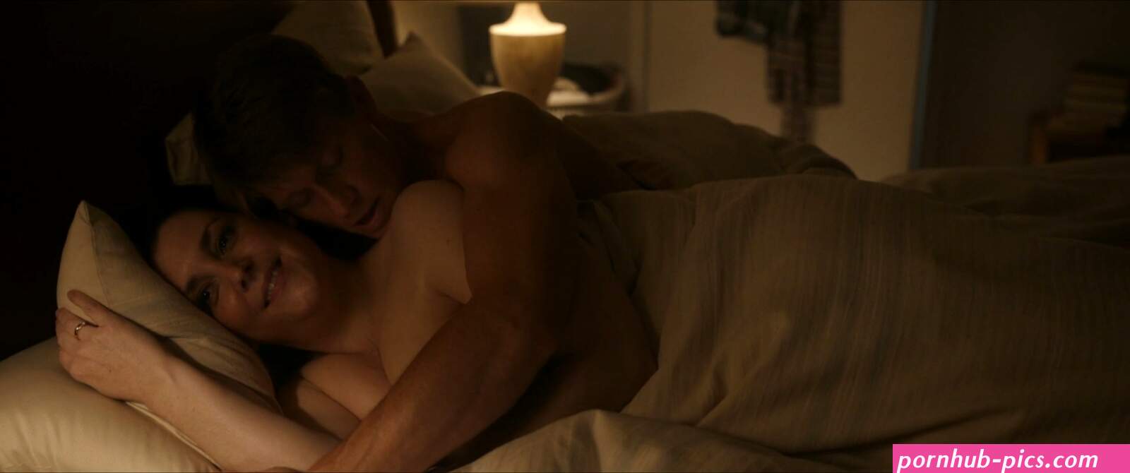 Nude video celebs Actress Melanie Lynskey