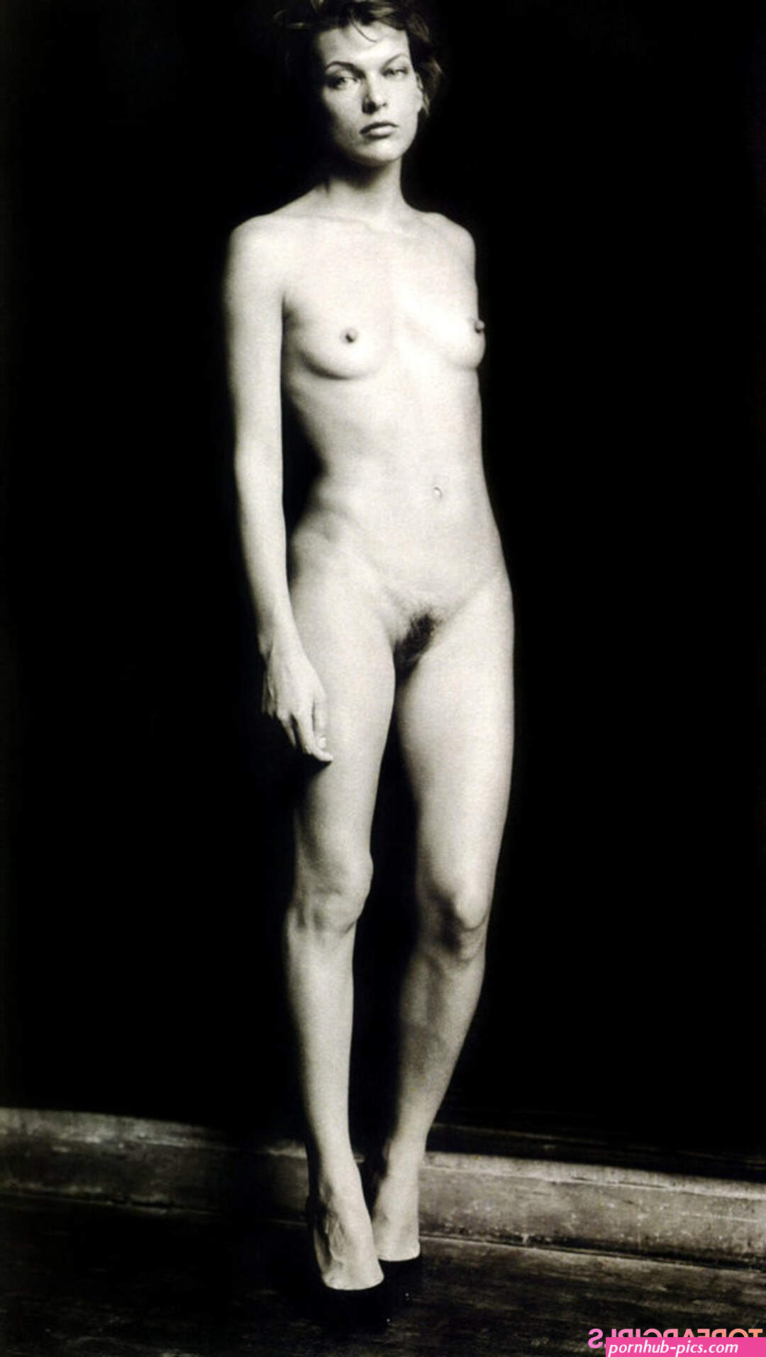 Milla Jovovich Nude OnlyFans Leaked