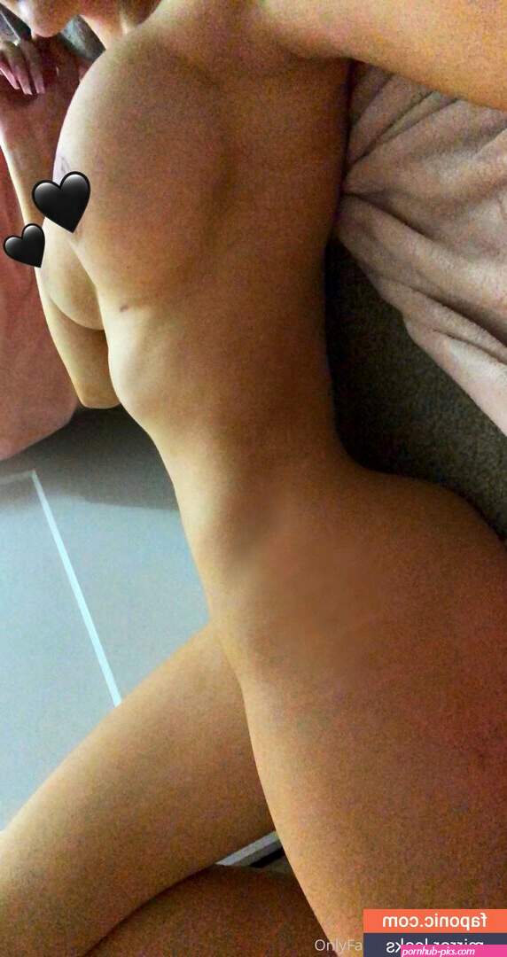 mollyeskam Nude Leaks OnlyFans