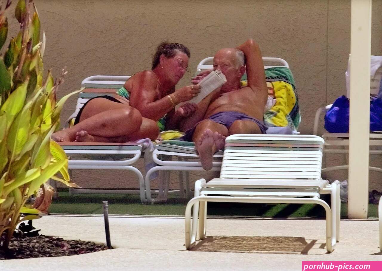 Sex better for older women less so for men study suggests