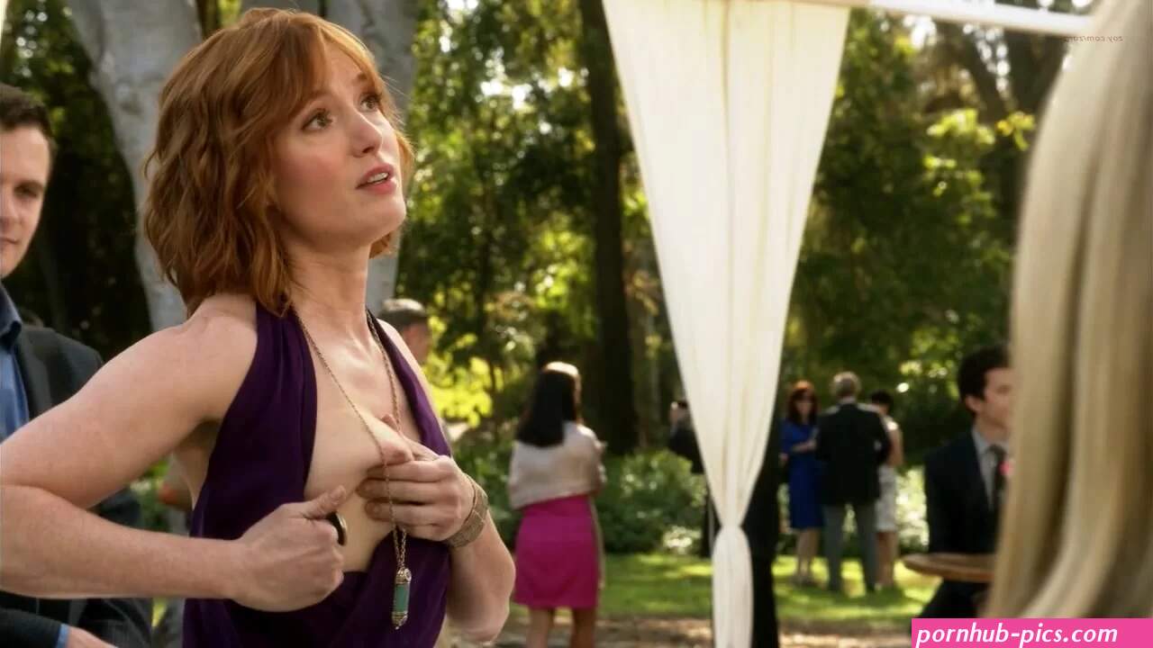 Alicia Witt nude in House Of Lies s04e05