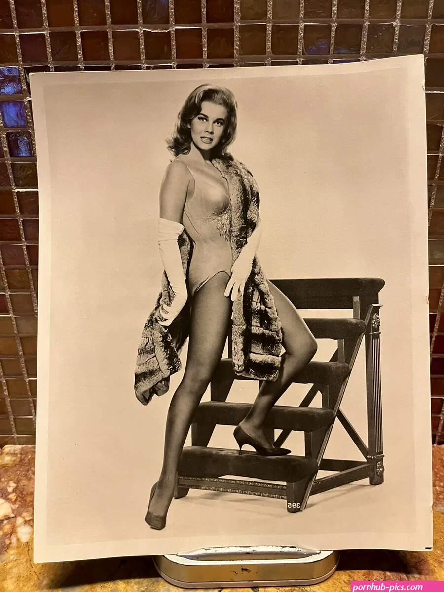 vintage photographs Of Ann-Margret Nudes