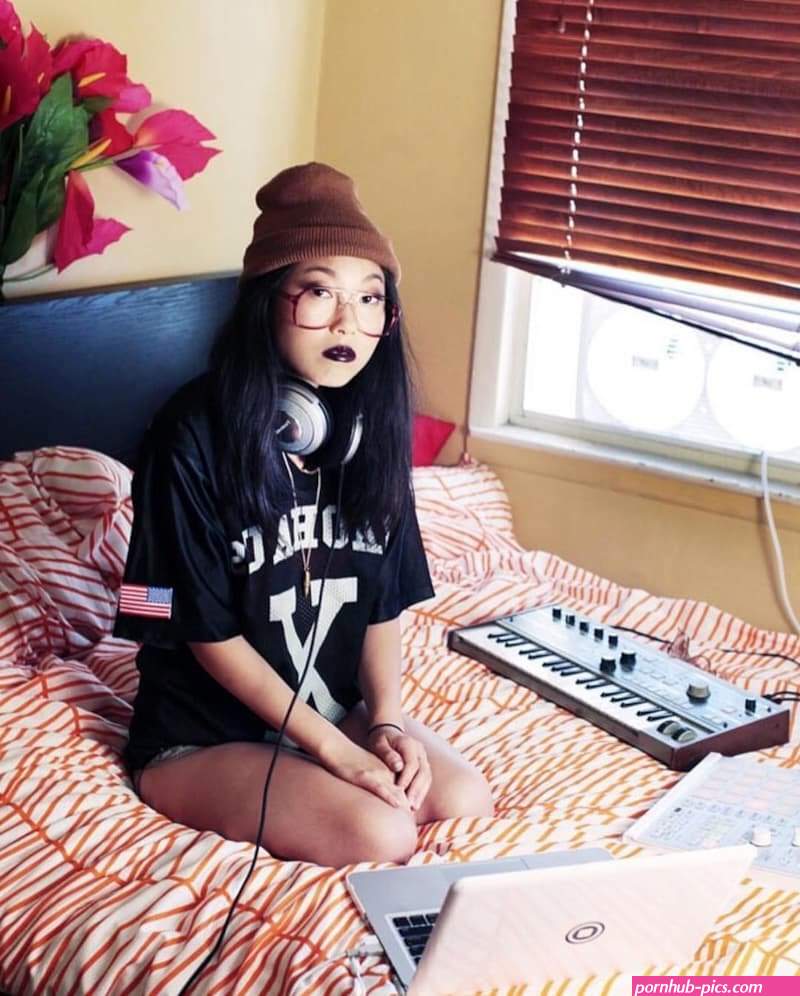 AWKWAFINA NAKED